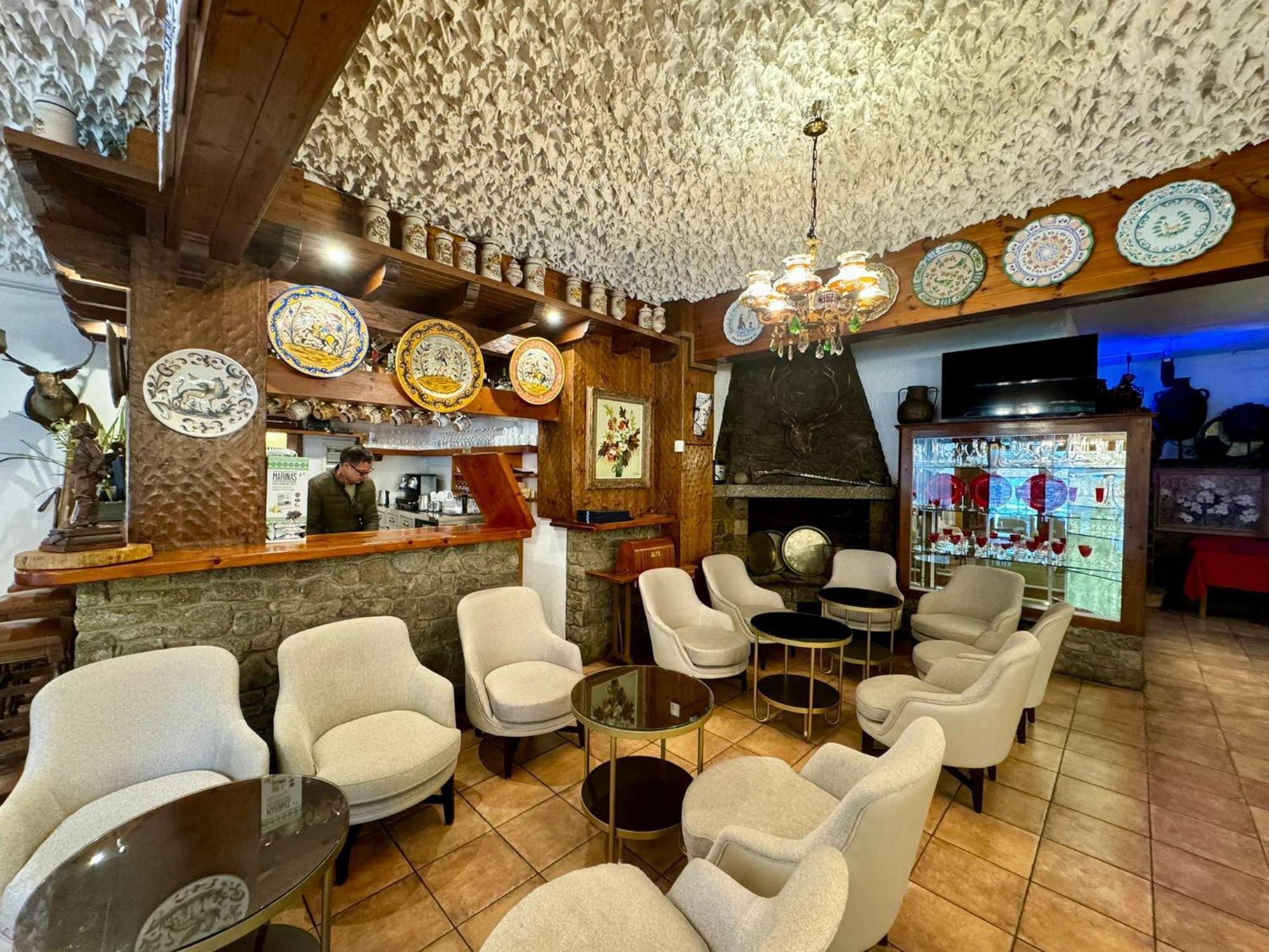 Hotel Valls Valira Os de Civis Luaran gambar