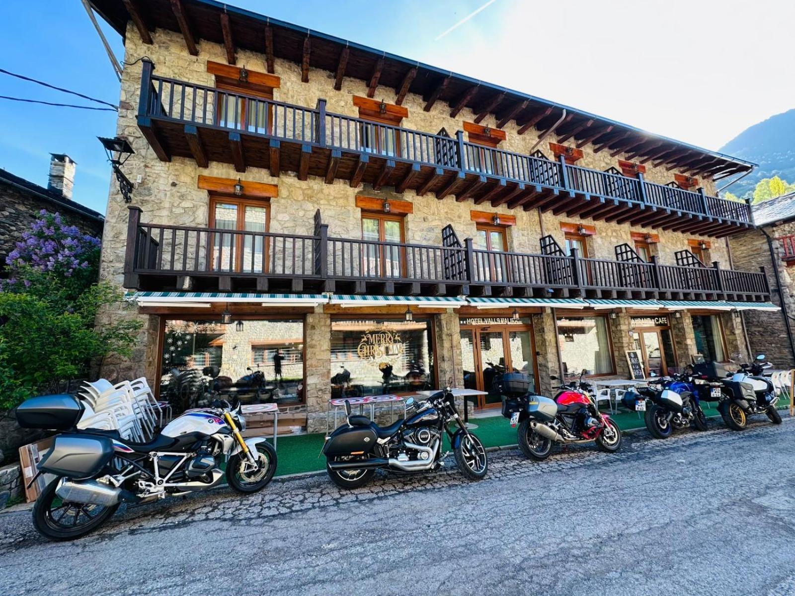 Hotel Valls Valira Os de Civis Luaran gambar